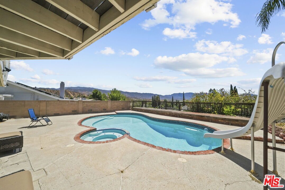 Property photo 50