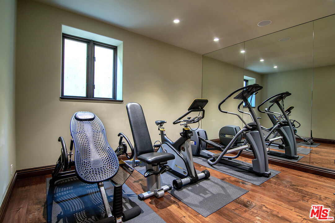 Property photo 42