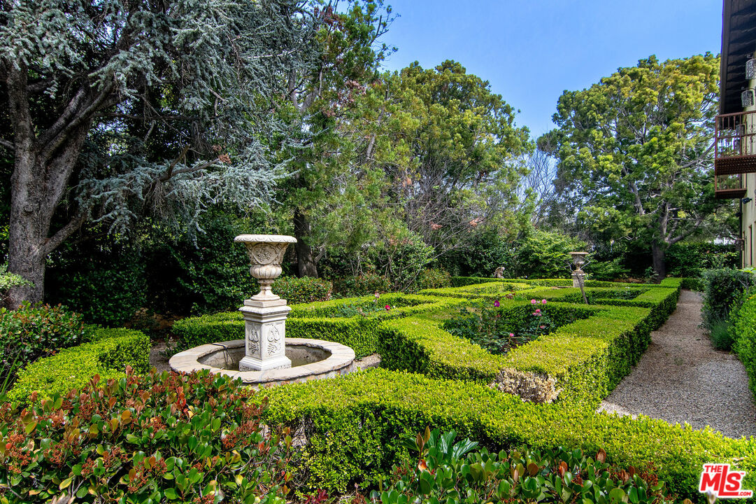 Property photo 48