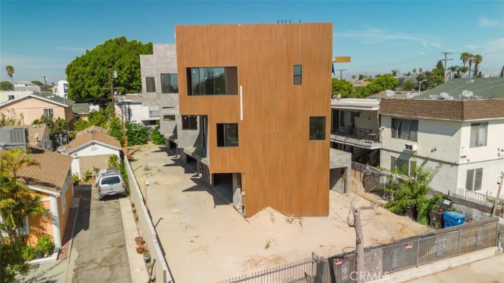 Property photo 38