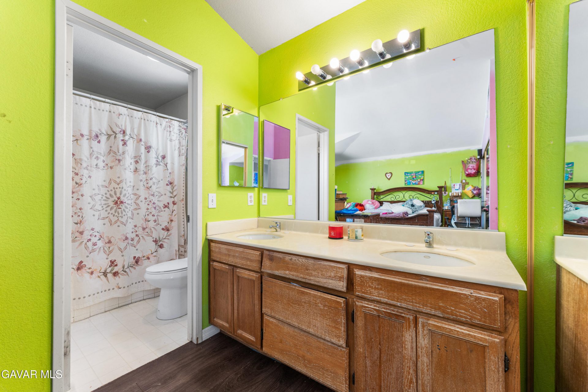 Property photo 31