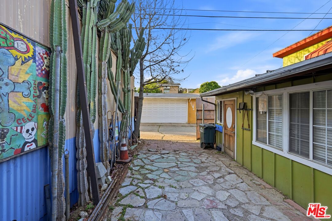 Property photo 38