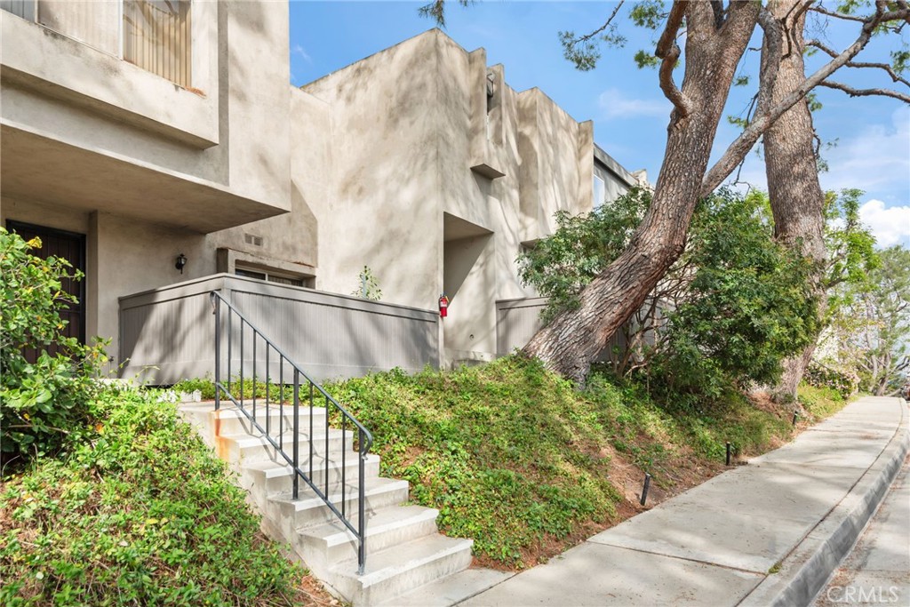 Property photo 25
