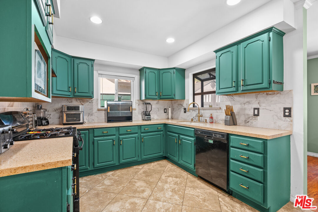 Property photo 27