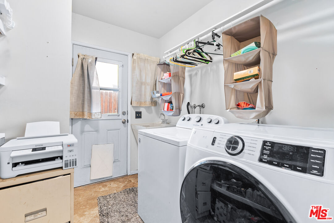 Property photo 44