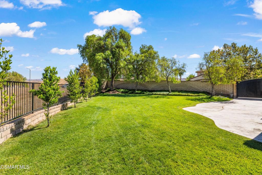 Property photo 25