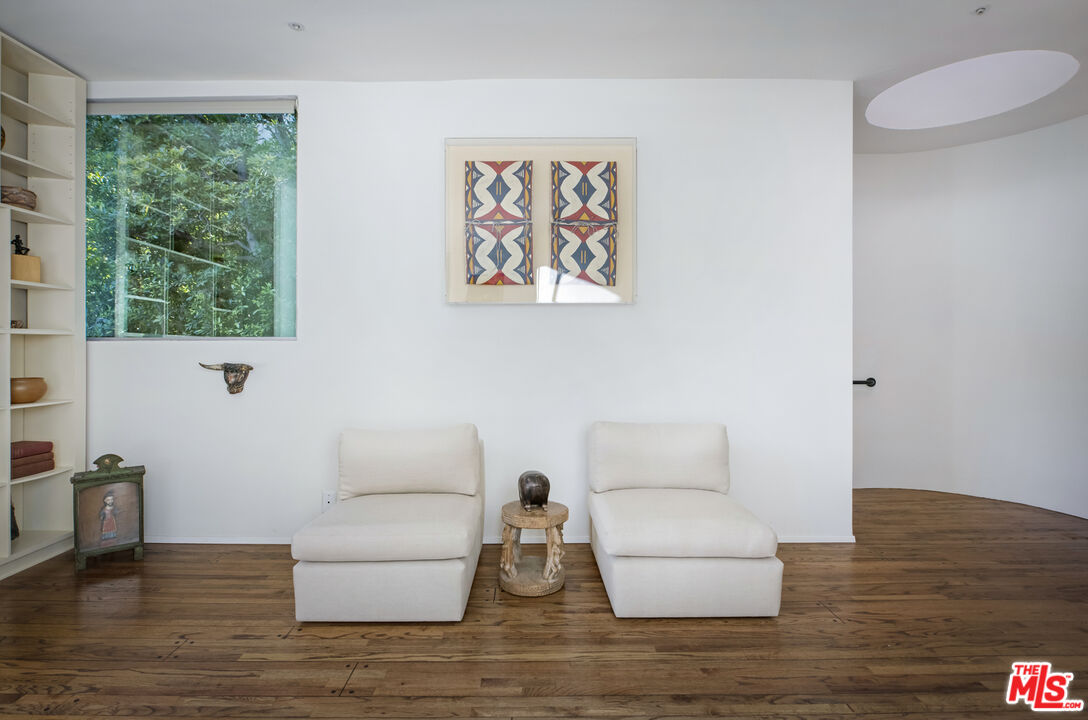 Property photo 50