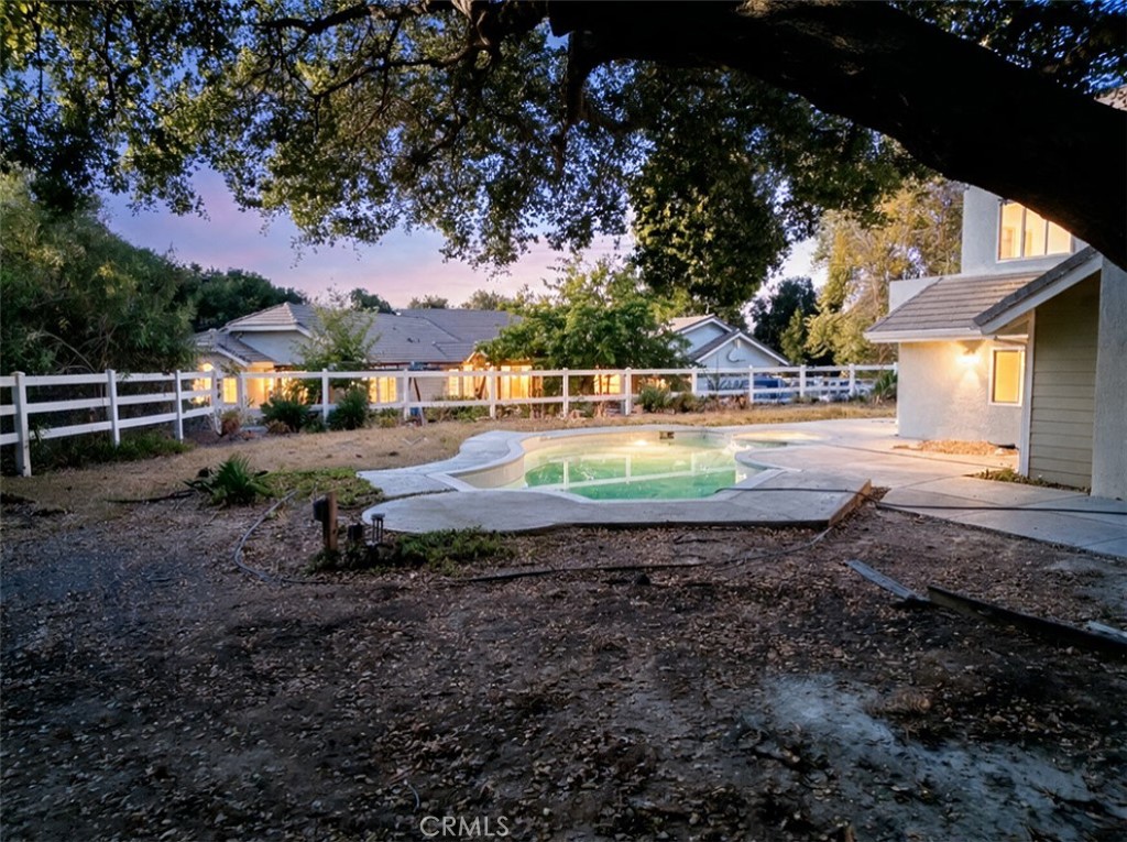 Property photo 33