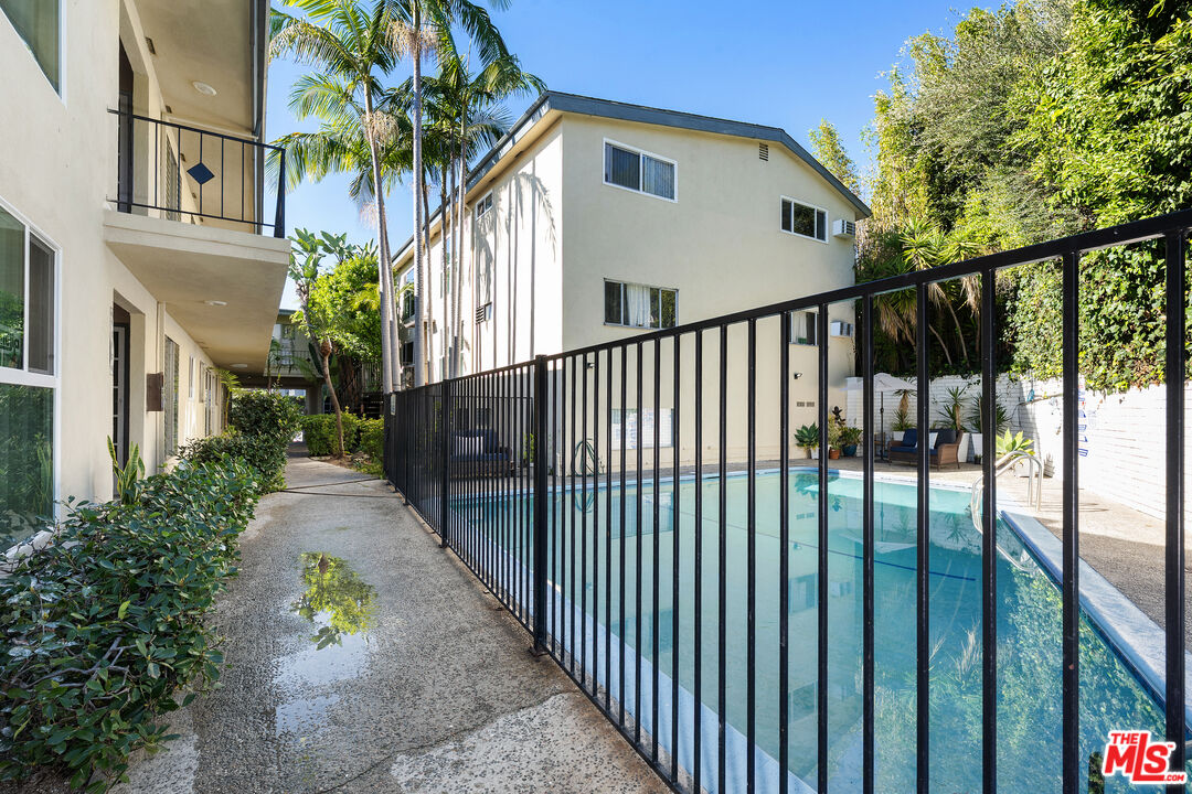 Property photo 31