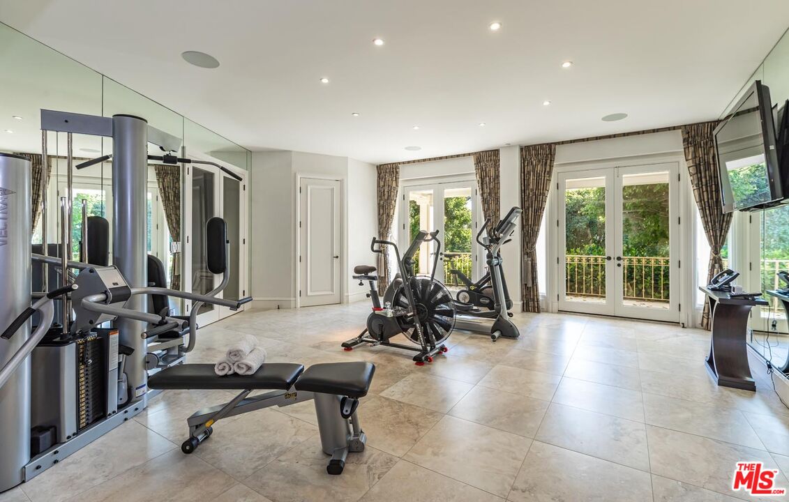Property photo 38