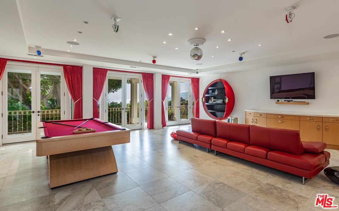 Property photo 42