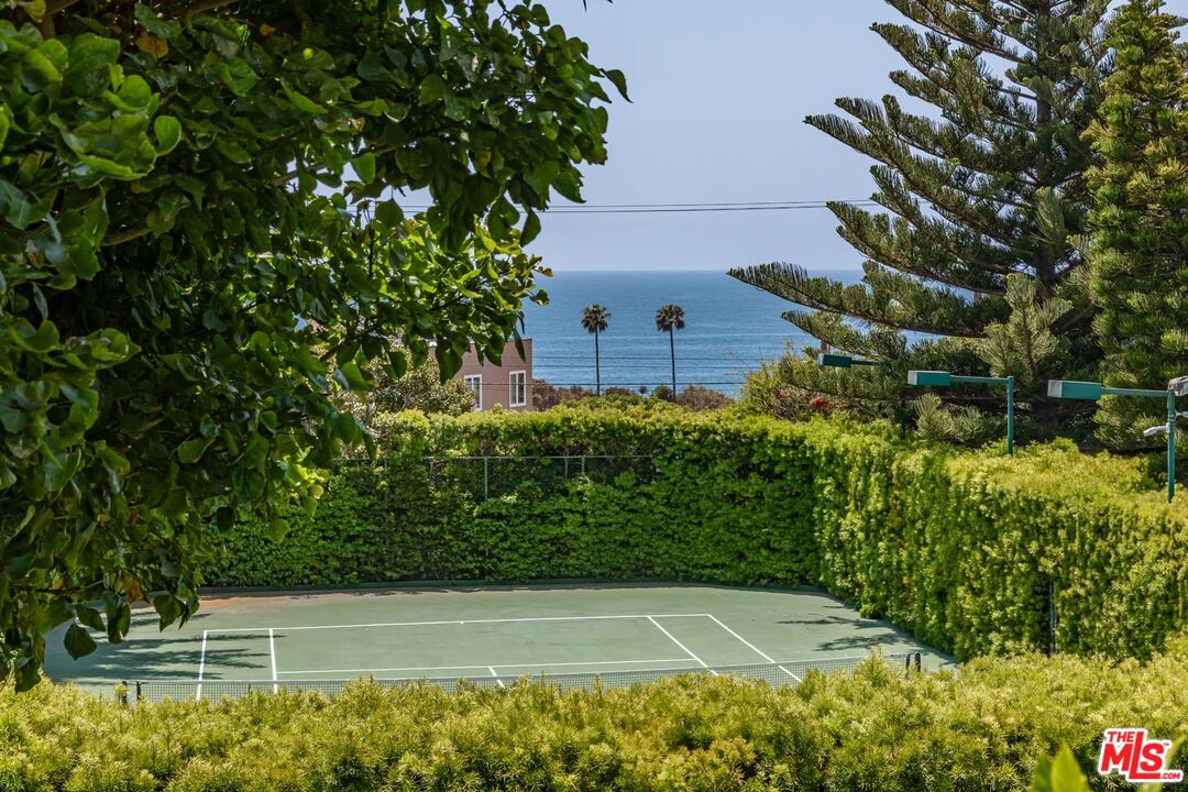 Property photo 44