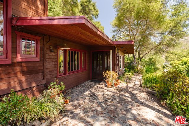 Property photo 16