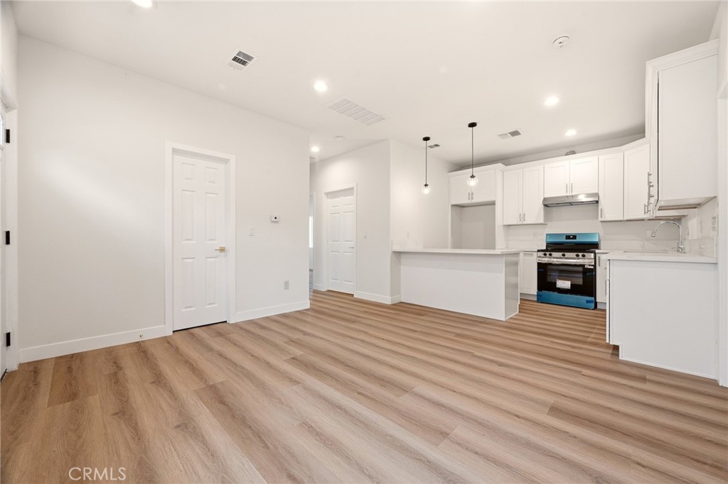 Property photo 50
