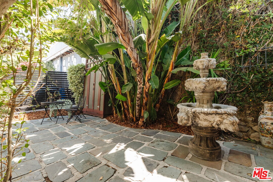 Property photo 24