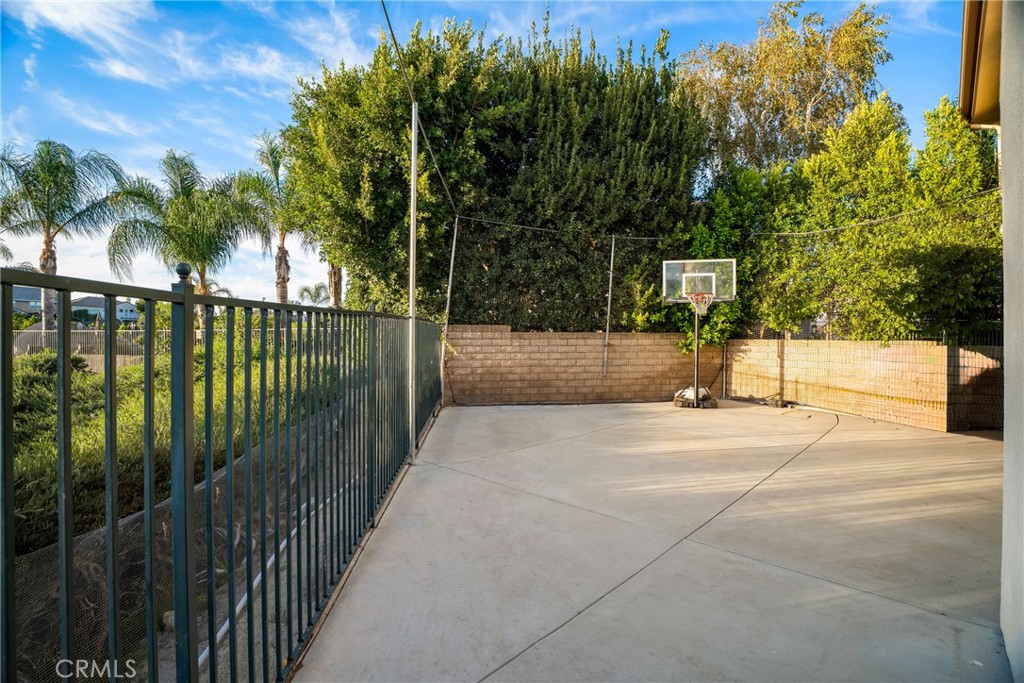 Property photo 43