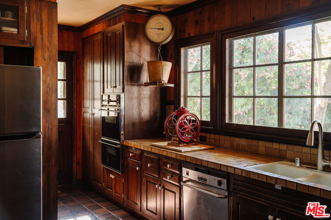 Property photo 45