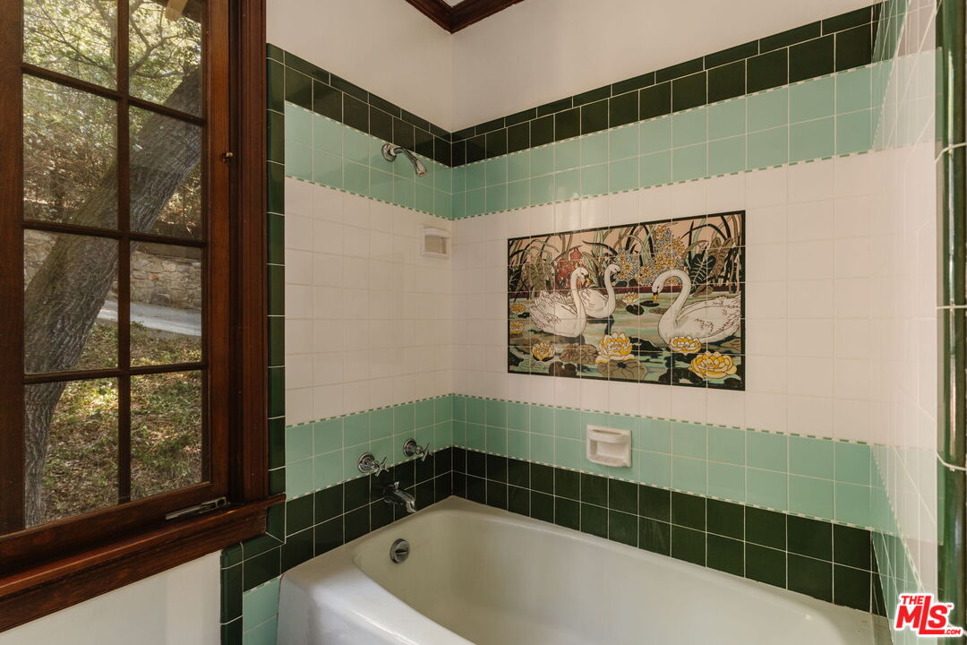 Property photo 46