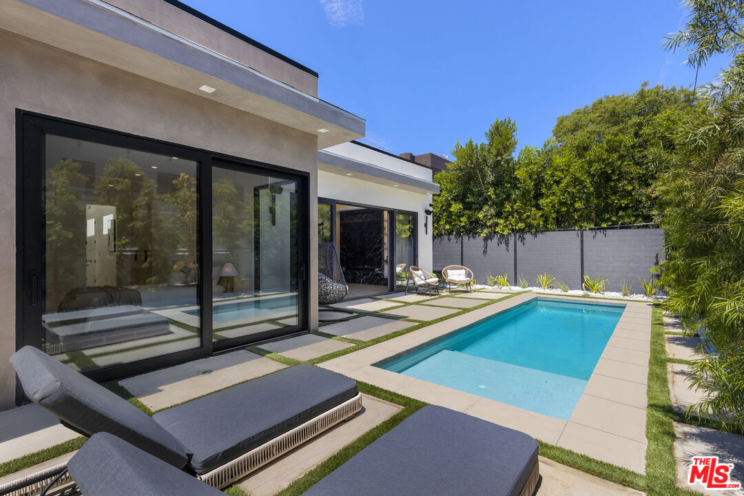Property photo 46