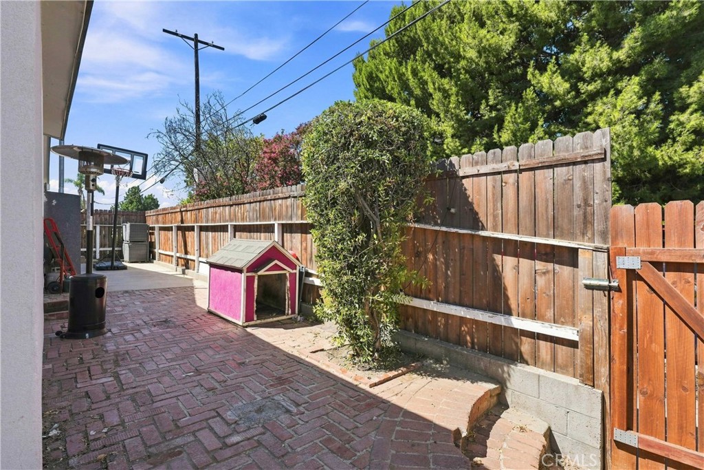 Property photo 30