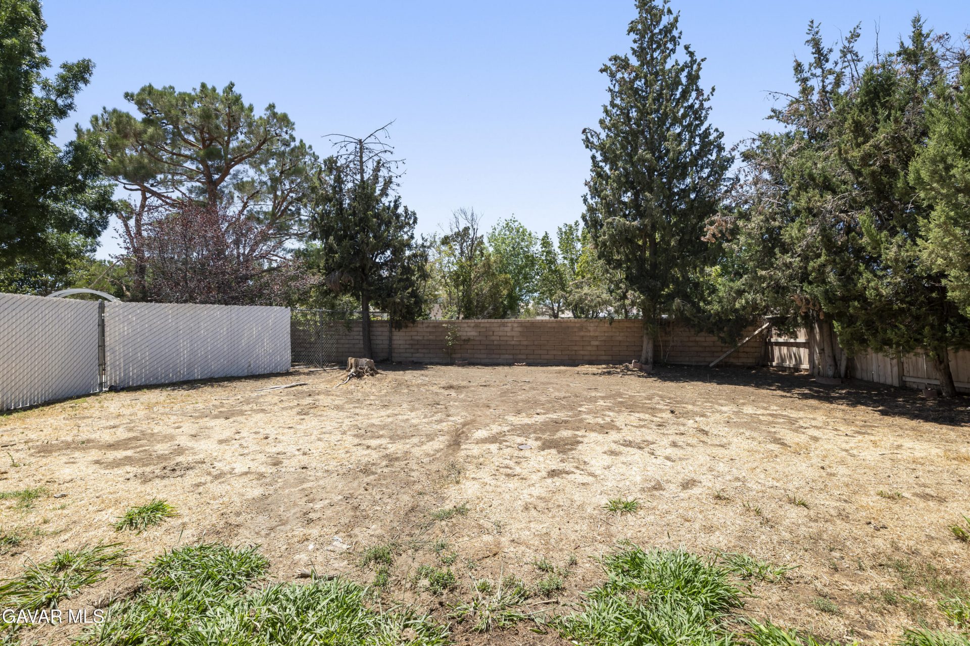 Property photo 24