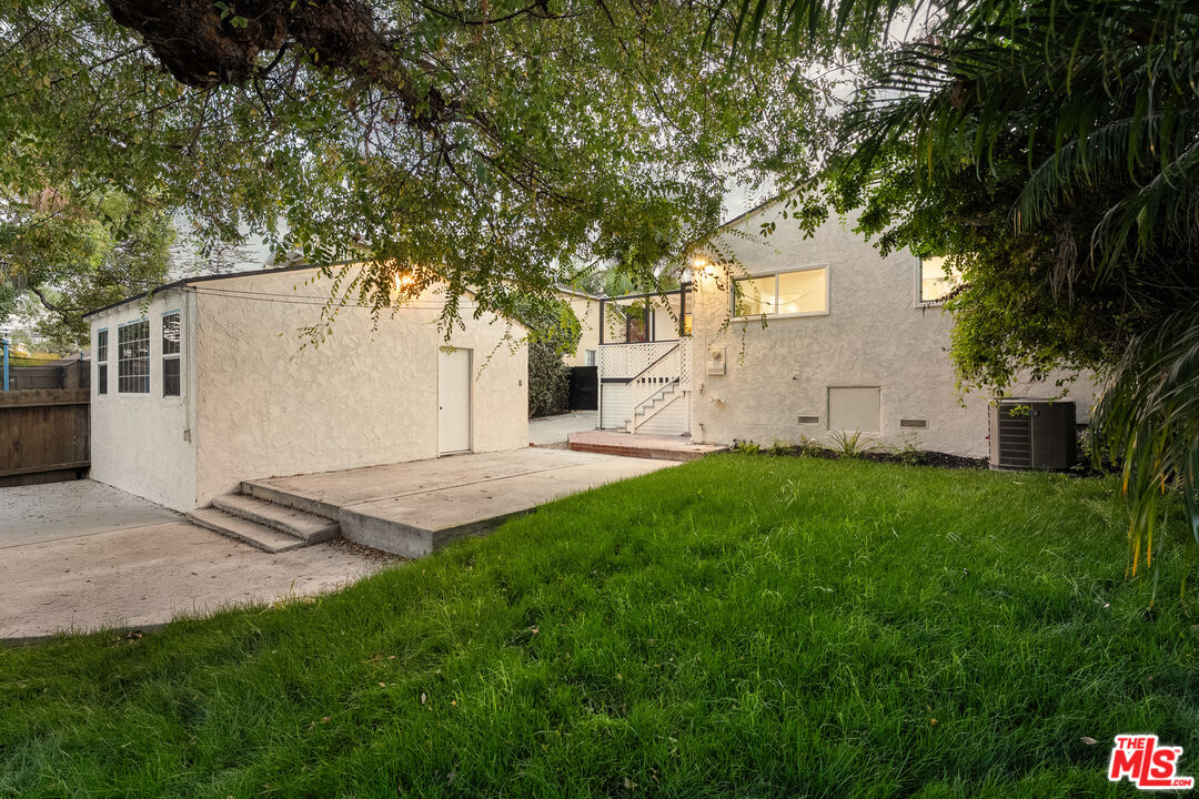 Property photo 24