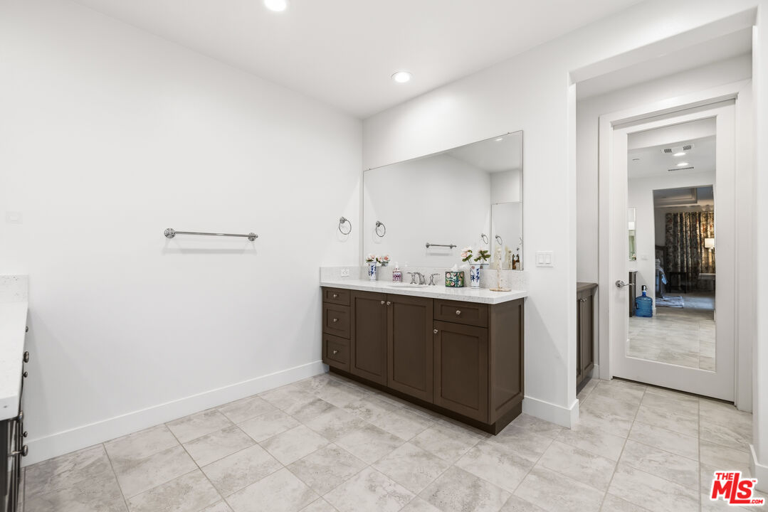 Property photo 51