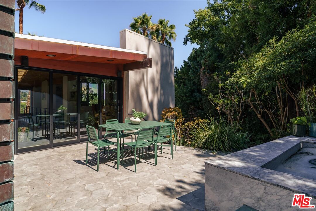 Property photo 24