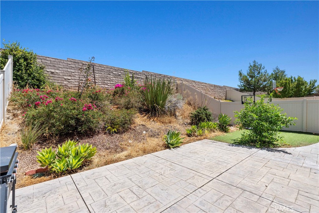 Property photo 44