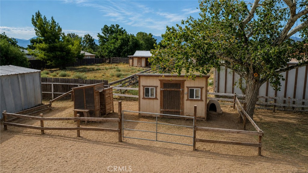 Property photo 35