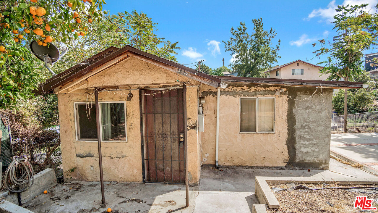 Property photo 37