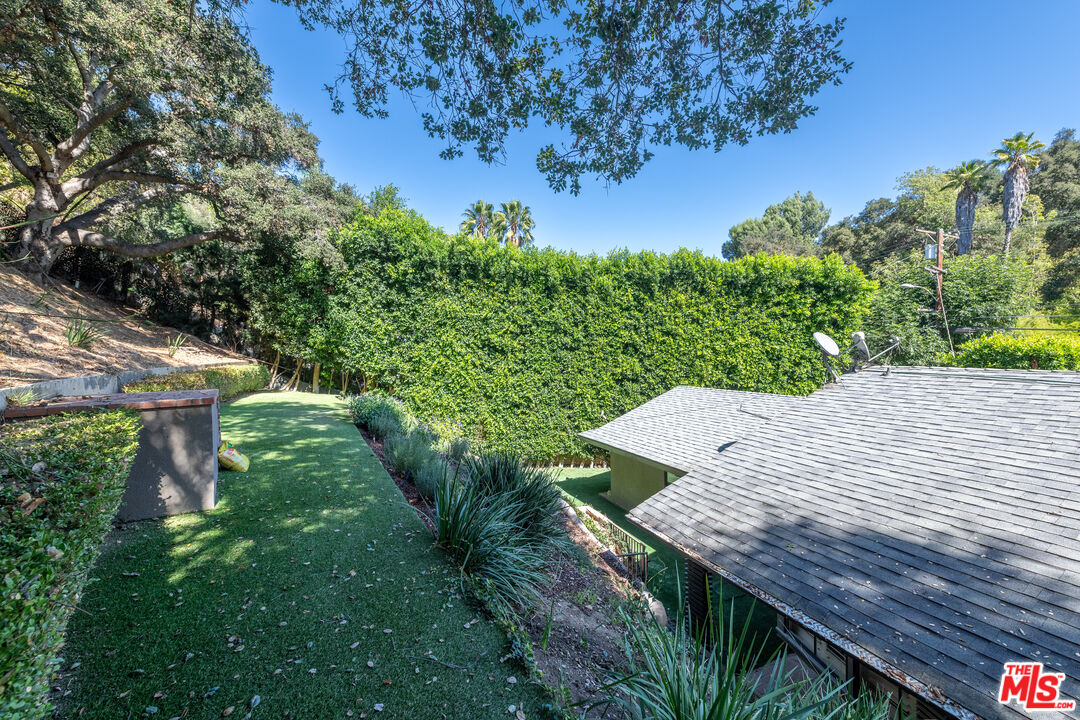 Property photo 35