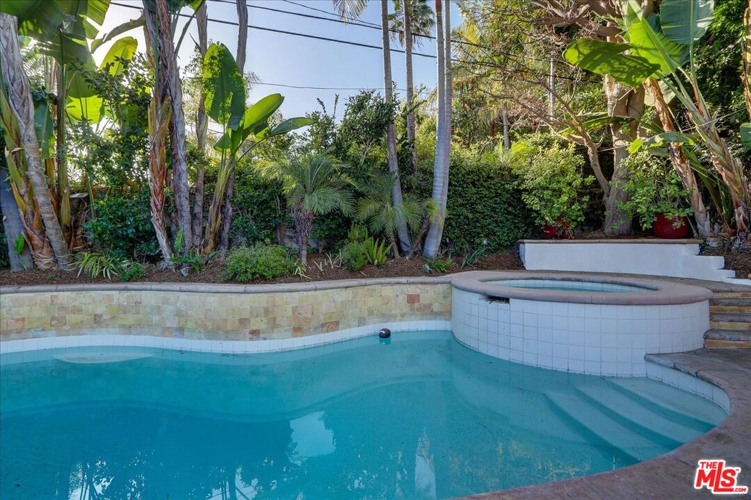 Property photo 44
