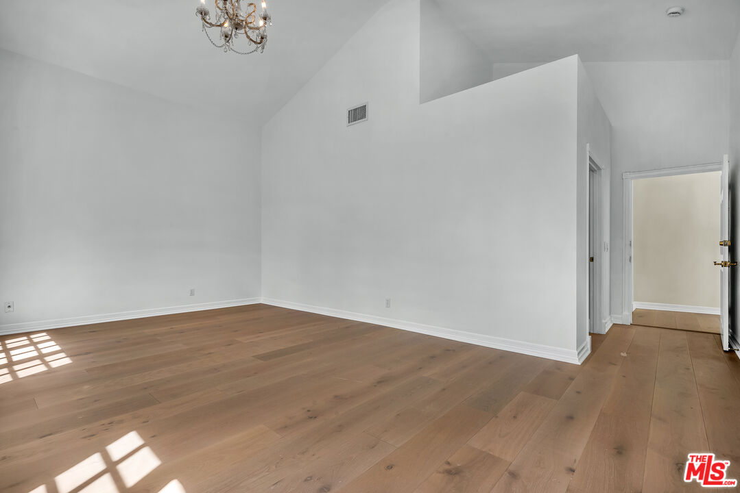 Property photo 51