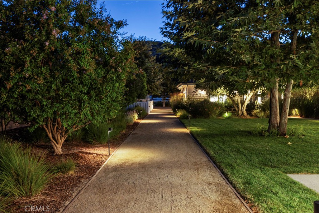 Property photo 44