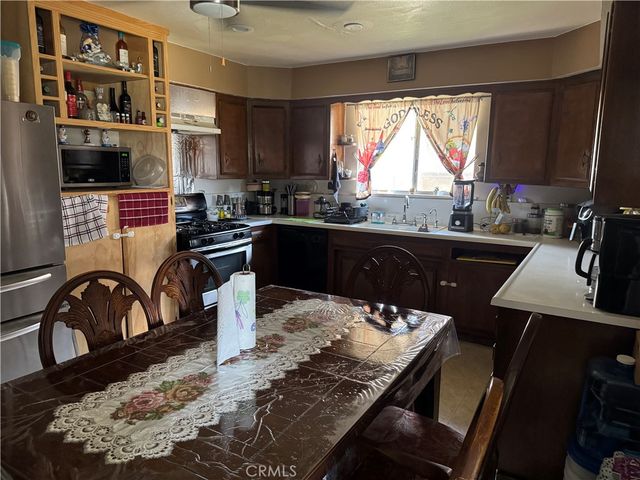 Property photo 34
