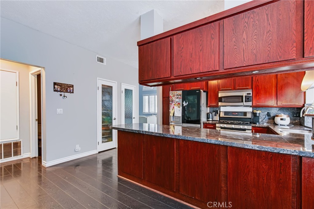 Property photo 16