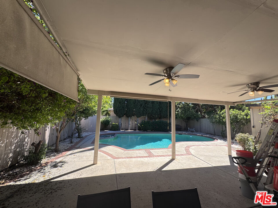 Property photo 32