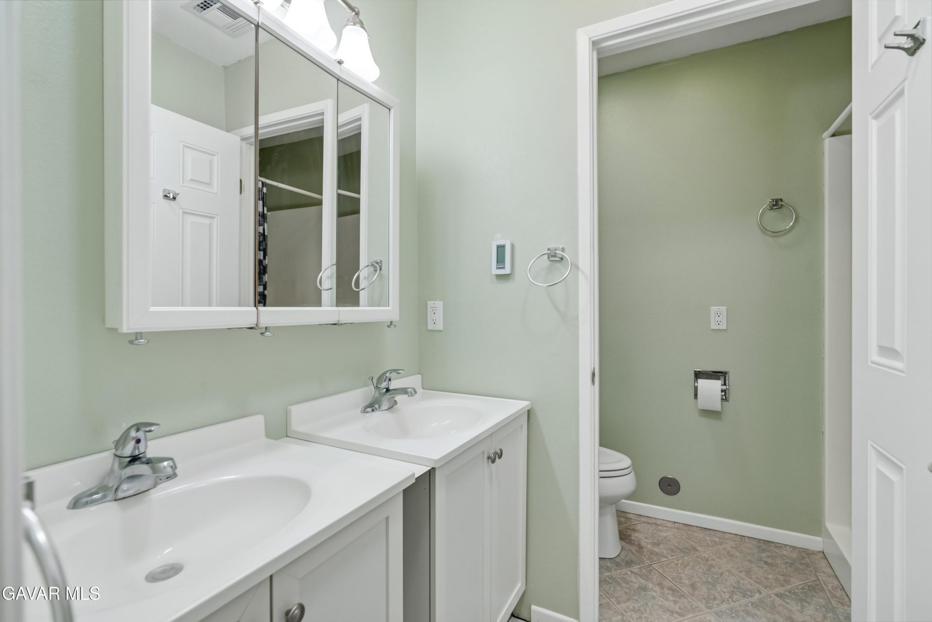 Property photo 36