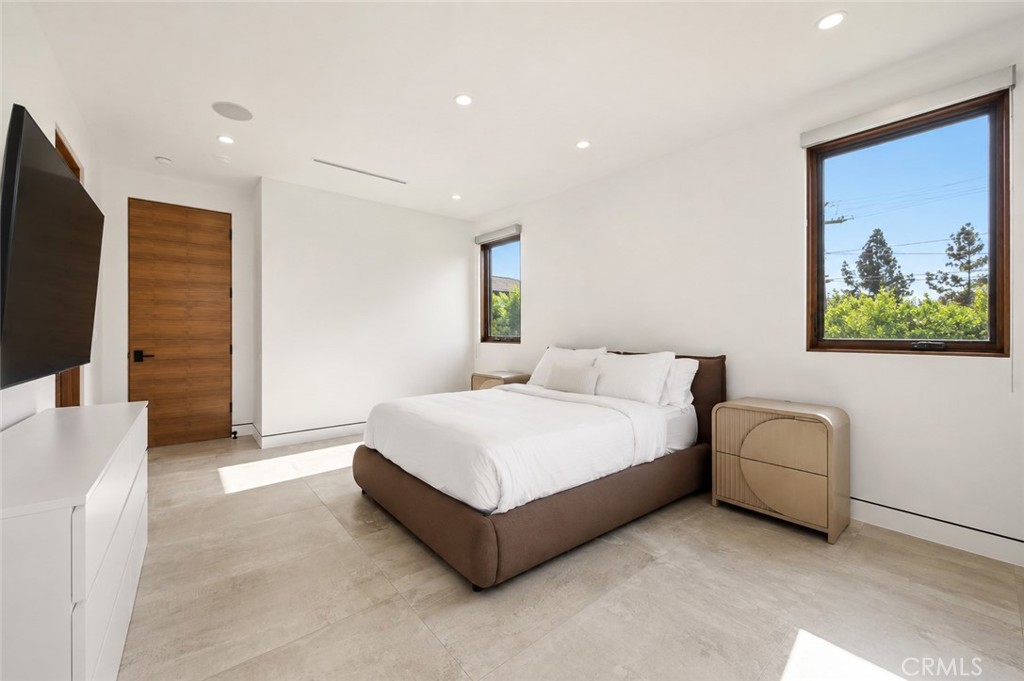 Property photo 50