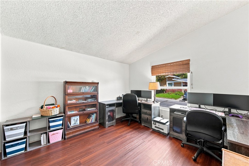Property photo 37