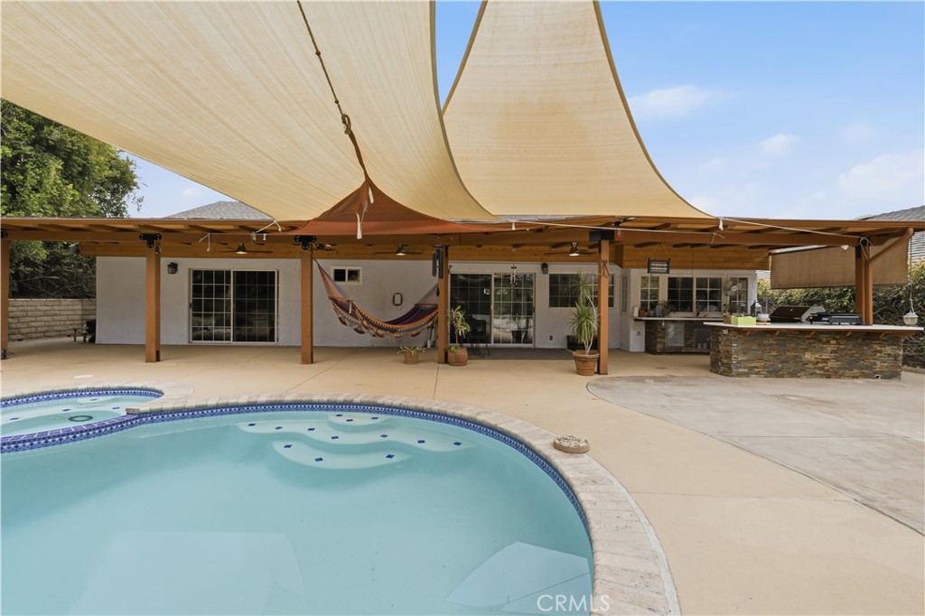 Property photo 35