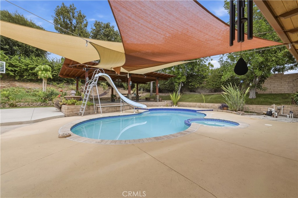 Property photo 40