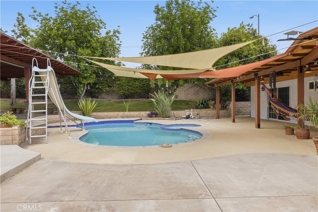 Property photo 42