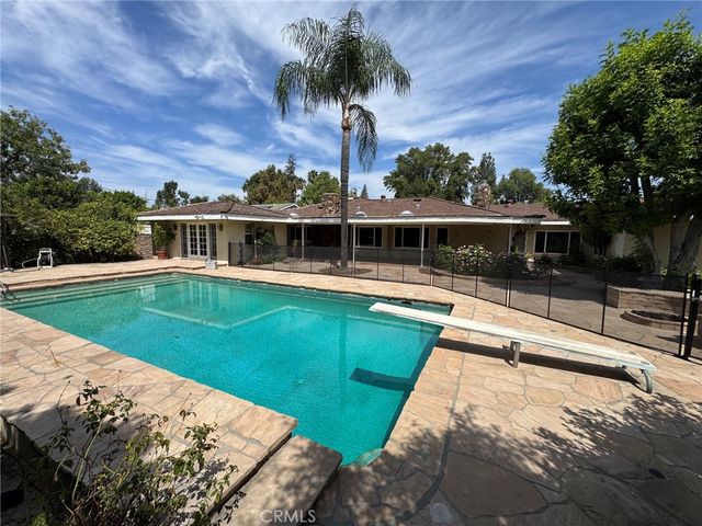 Property photo 36