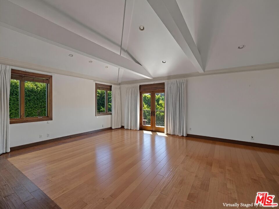 Property photo 38