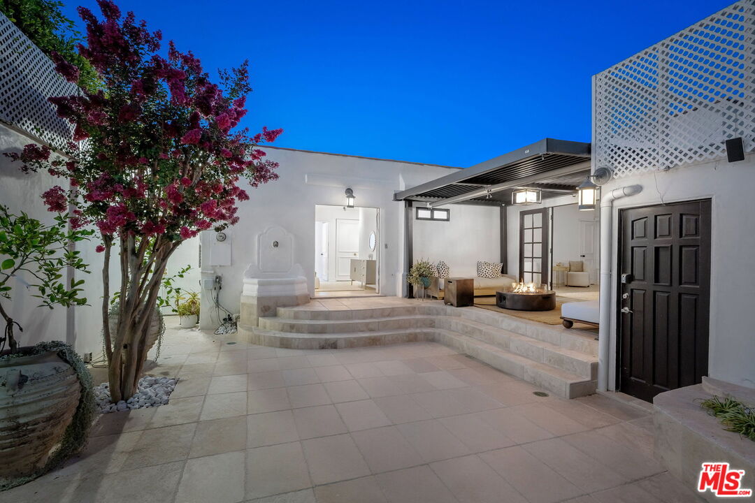 Property photo 35