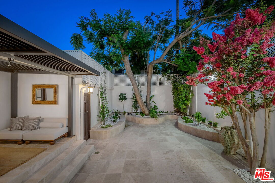 Property photo 36