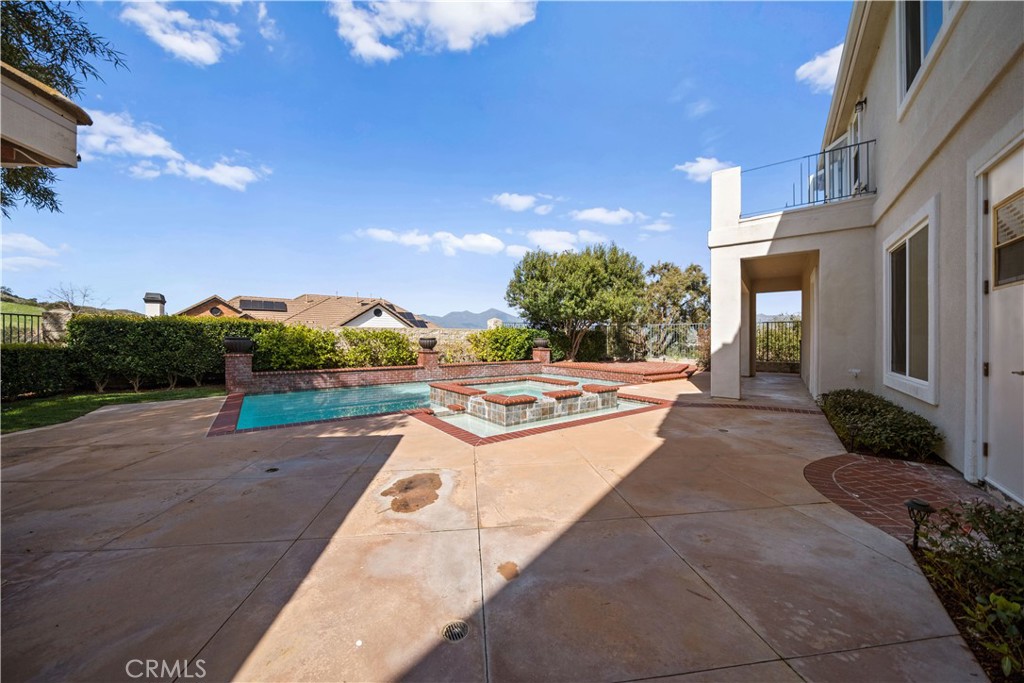 Property photo 33