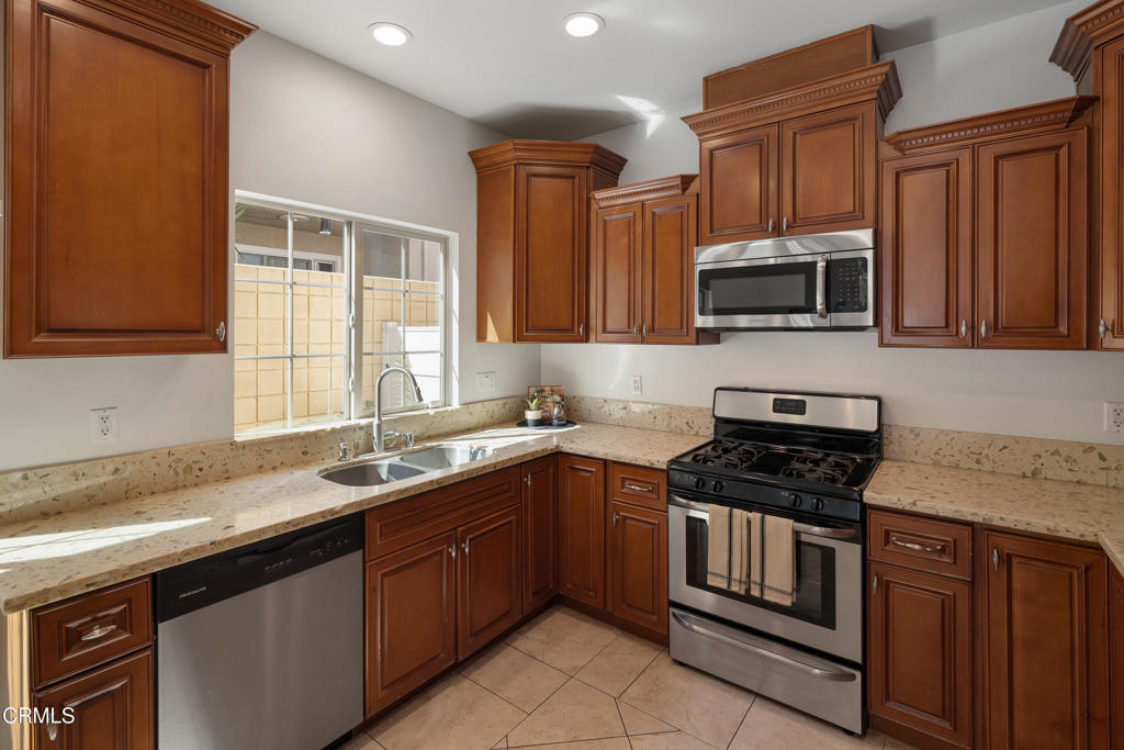 Property photo 33